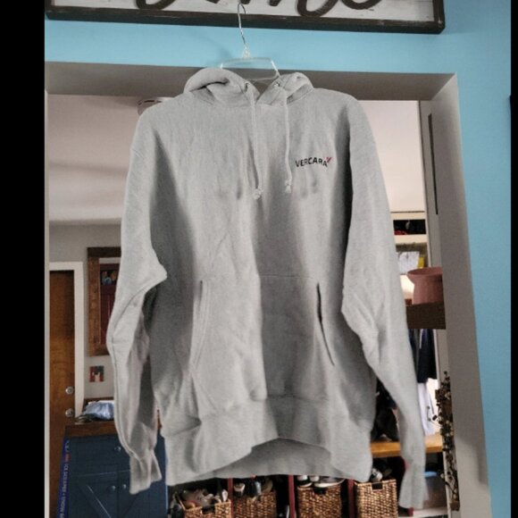Mens size large Hoodie. Vercara - Picture 1 of 1